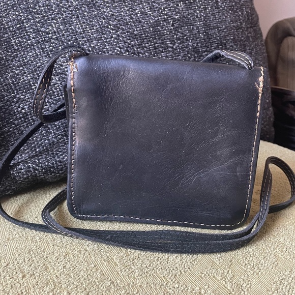 SR Genuine Leather Mini Crossbody Bag Made in Canada - Picture 7 of 7